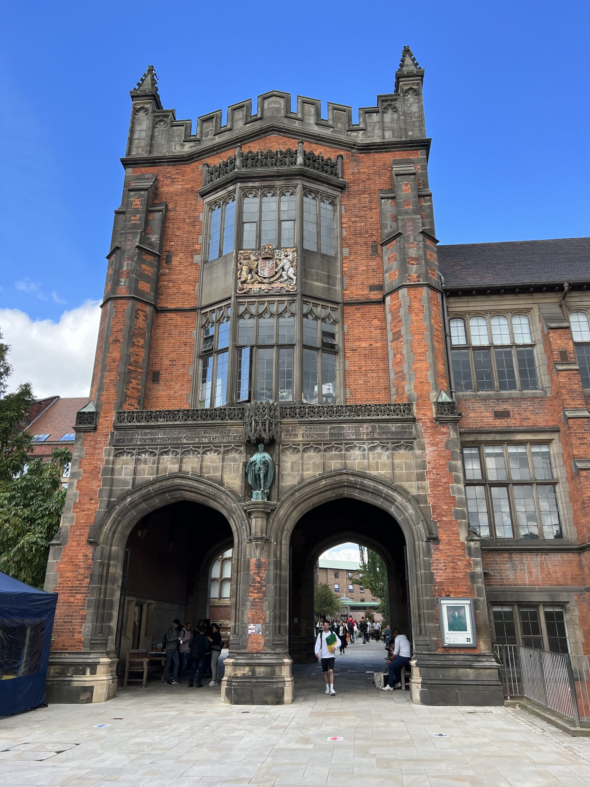 newcastle university king's gate arches